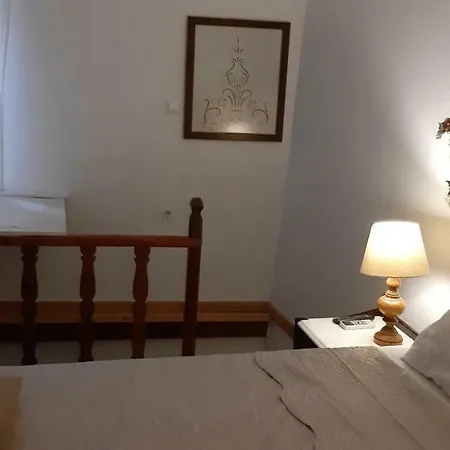 بيت للعطل Nikita Traditional House