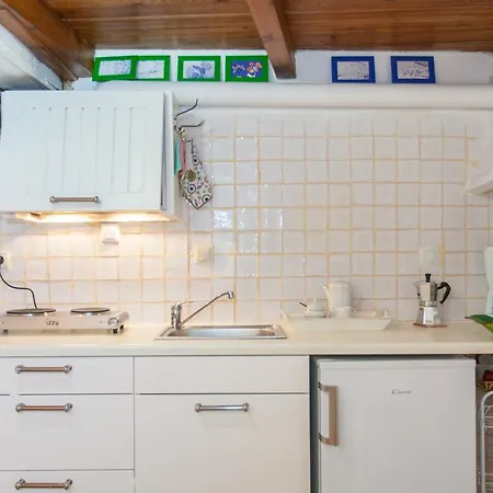 Vakantiehuis Nikita Traditional House